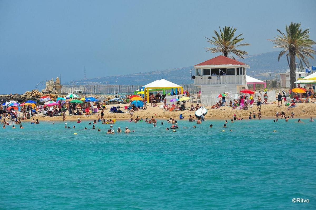 הבית בבלפור 纳哈里亚 外观 照片